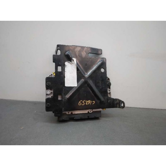 Recambio de centralita motor uce para renault scenic ii 1.6 16v referencia OEM IAM 8200387138  