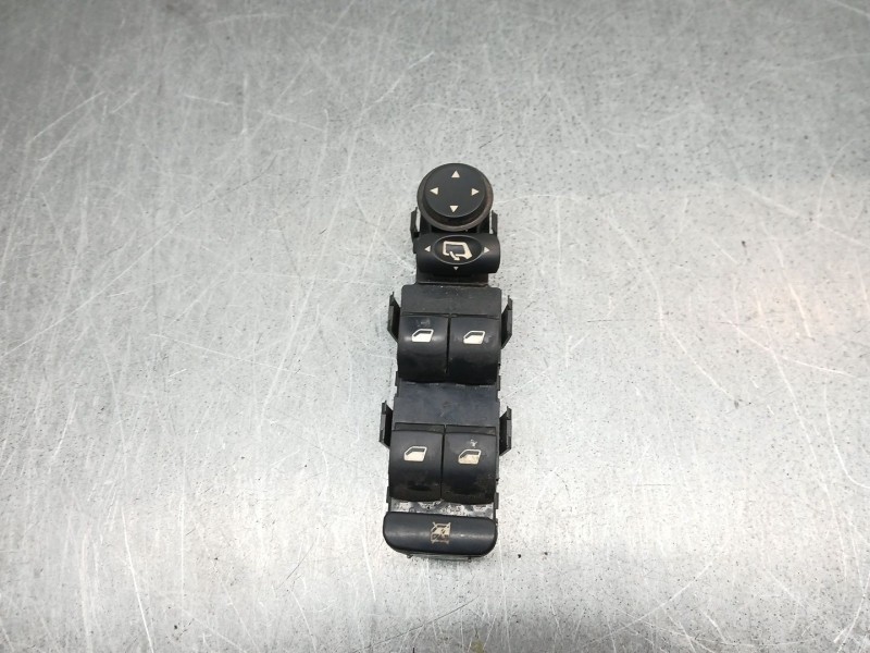 Recambio de mando elevalunas delantero izquierdo para peugeot 307 break (3e) 2.0 hdi 90 referencia OEM IAM   
