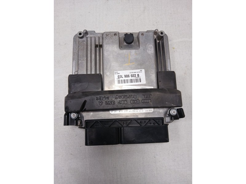 Recambio de centralita motor uce para audi a4 ber. (b8) básico referencia OEM IAM 03L906022B  