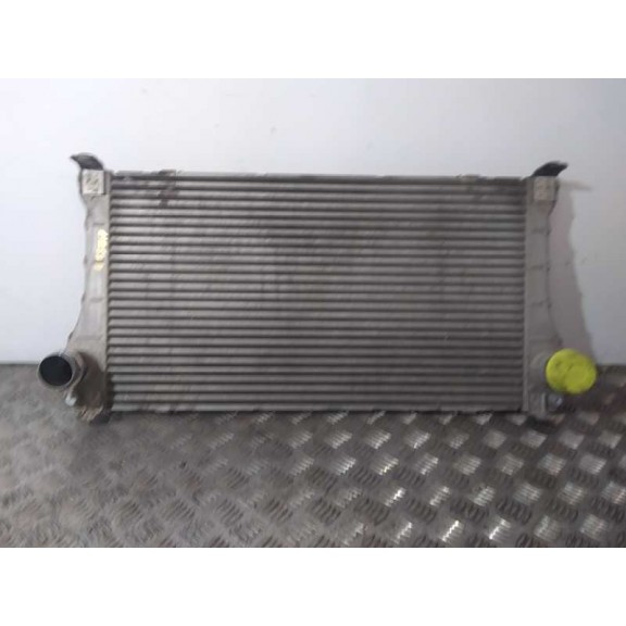 Recambio de intercooler para toyota auris luna referencia OEM IAM JD1271002541 MARCA DENSO 