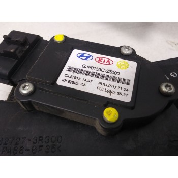 Recambio de potenciometro pedal para hyundai i40 cw gl comfort referencia OEM IAM 327273R300  