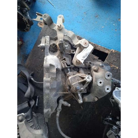 Recambio de caja cambios para opel corsa d essentia referencia OEM IAM A114009545ME374 5V 110.000KM