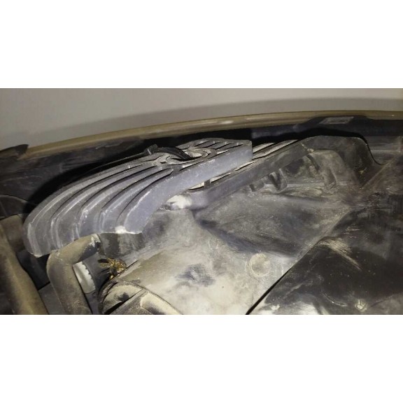 Recambio de faro izquierdo para chevrolet lacetti cdx referencia OEM IAM  TOCADO 