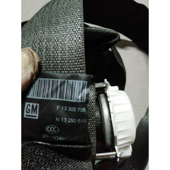 Recambio de cinturon seguridad trasero central para opel meriva b design edition referencia OEM IAM 34040728D X13305706 N1325051