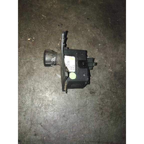 Recambio de mando volante para renault scenic ii 1.9 dci diesel referencia OEM IAM 8200206738  