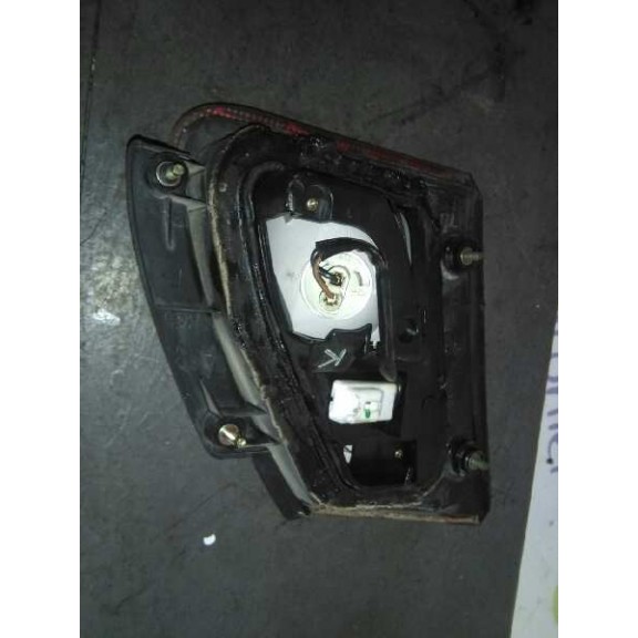 Recambio de piloto trasero derecho para nissan almera (n16/e) acenta referencia OEM IAM I INTERIOR 4P