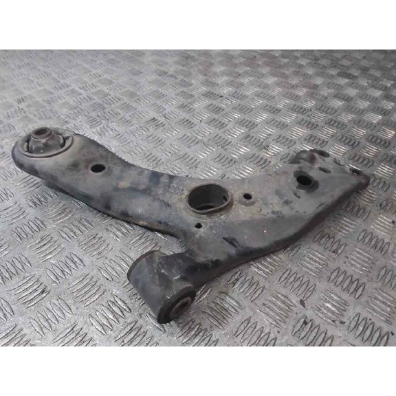 Recambio de brazo suspension inferior delantero izquierdo para toyota auris luna referencia OEM IAM   