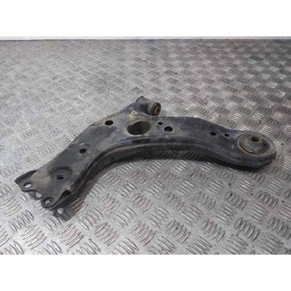 Recambio de brazo suspension inferior delantero derecho para toyota auris luna referencia OEM IAM   