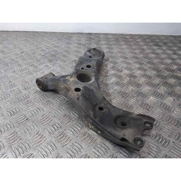 Recambio de brazo suspension inferior delantero derecho para toyota auris luna referencia OEM IAM   