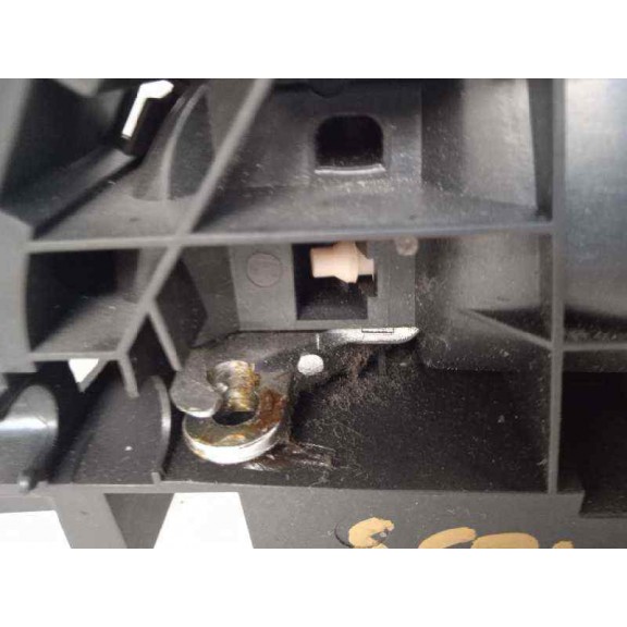 Recambio de maneta interior delantera derecha para peugeot 207 xs referencia OEM IAM 9655551677 303965 