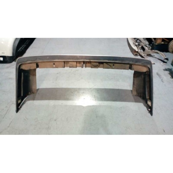 Recambio de paragolpes trasero para peugeot 405 berlina embassy d referencia OEM IAM   