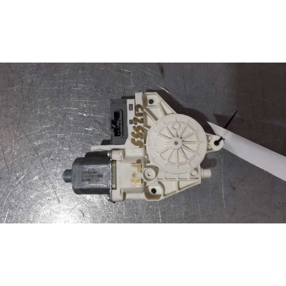 Recambio de motor elevalunas trasero derecho para peugeot 407 st sport referencia OEM IAM 0130822200  