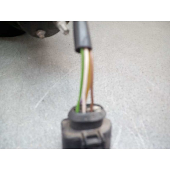 Recambio de retrovisor derecho para seat leon (1p1) reference ecomotive referencia OEM IAM LLR079010 5 CABLES 