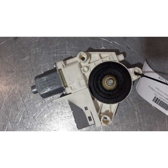 Recambio de motor elevalunas trasero derecho para peugeot 407 st sport referencia OEM IAM 0130822200  