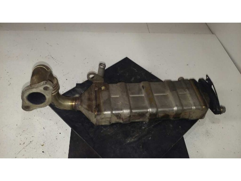 Recambio de enfriador egr para toyota land cruiser (j12) 3.0 turbodiesel referencia OEM IAM 2560130060  