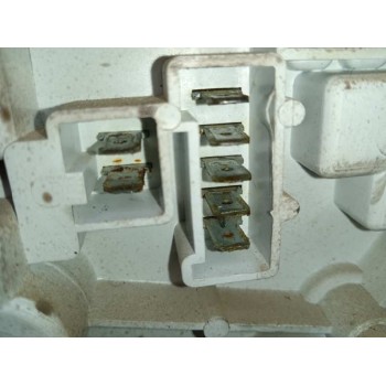 Recambio de piloto trasero derecho para peugeot 205 berlina gr 1.2 gasolina referencia OEM IAM   1ª SERIE