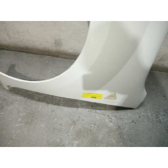 Recambio de aleta delantera izquierda para renault kangoo furgón confort referencia OEM IAM   