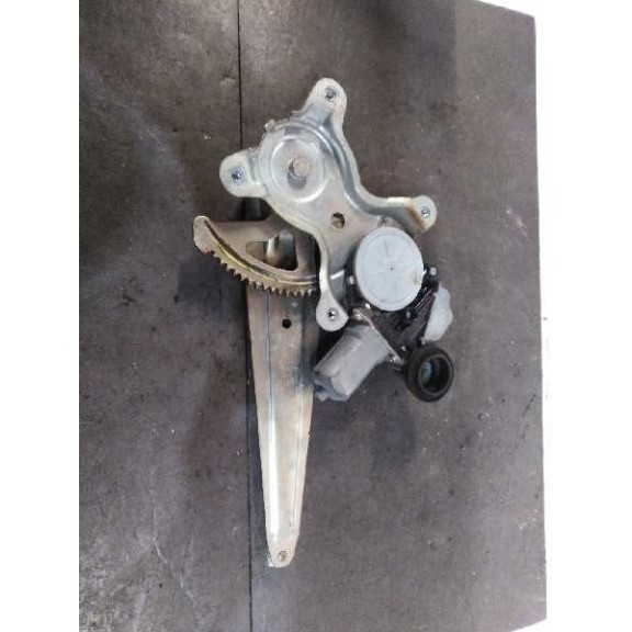 Recambio de elevalunas trasero izquierdo para lexus ct 200h referencia OEM IAM  7 PIN 