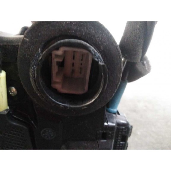 Recambio de cerradura puerta trasera izquierda para lexus ct 200h referencia OEM IAM 30111234E 4 PIN 5P 30111234E