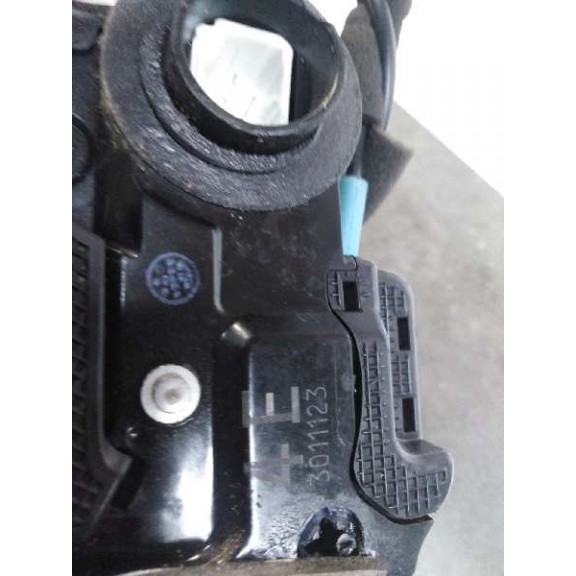 Recambio de cerradura puerta trasera izquierda para lexus ct 200h referencia OEM IAM 30111234E 4 PIN 5P 30111234E