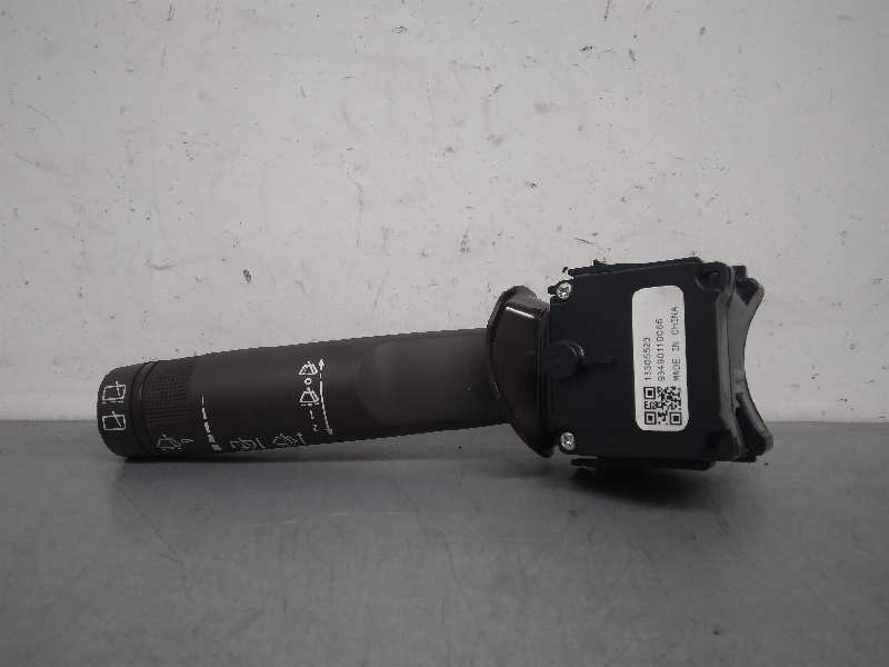 Recambio de mando limpia para opel insignia berlina cosmo referencia OEM IAM 13305523  