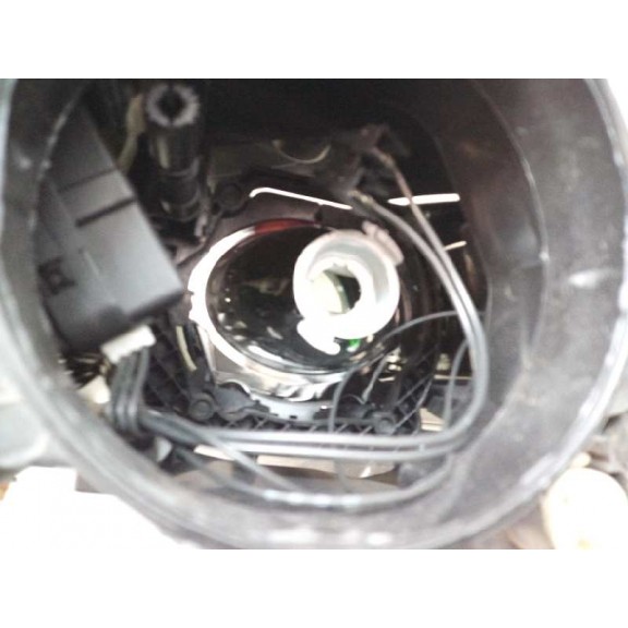 Recambio de faro derecho para volkswagen passat berlina (3c2) highline referencia OEM IAM 3C0941006AA HALOGENO 