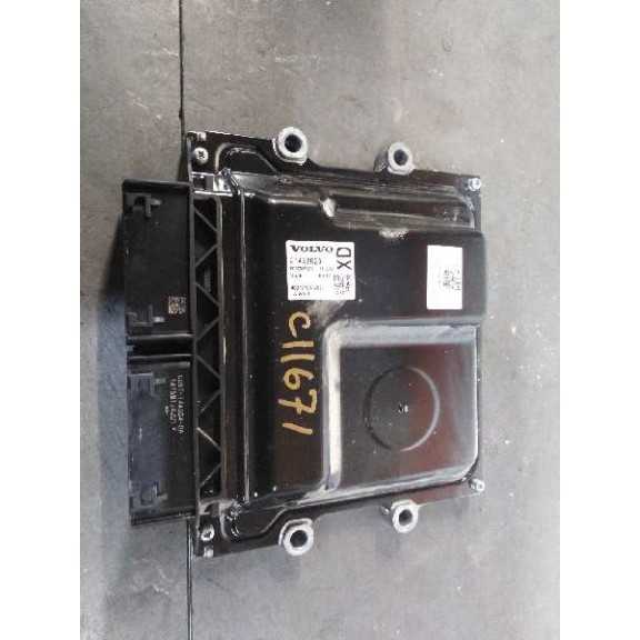 Recambio de centralita motor uce para volvo v40 kinetic referencia OEM IAM 31452623  