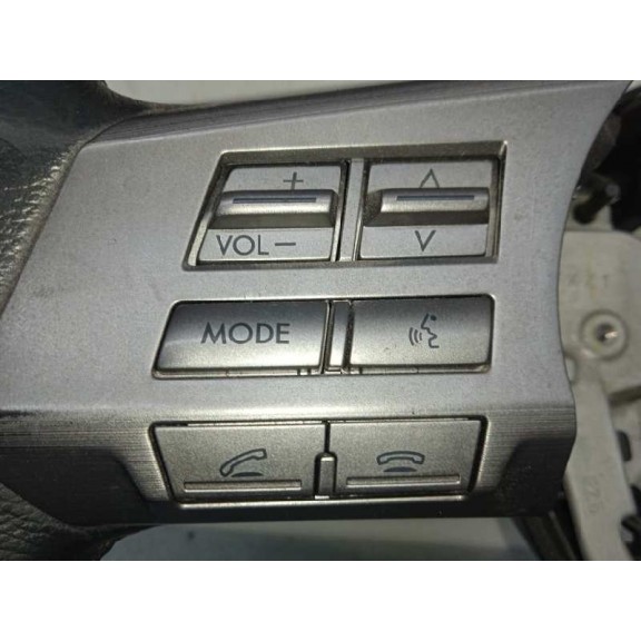 Recambio de volante para subaru legacy lim. b14 limited referencia OEM IAM GS13111560  CON MANDOS