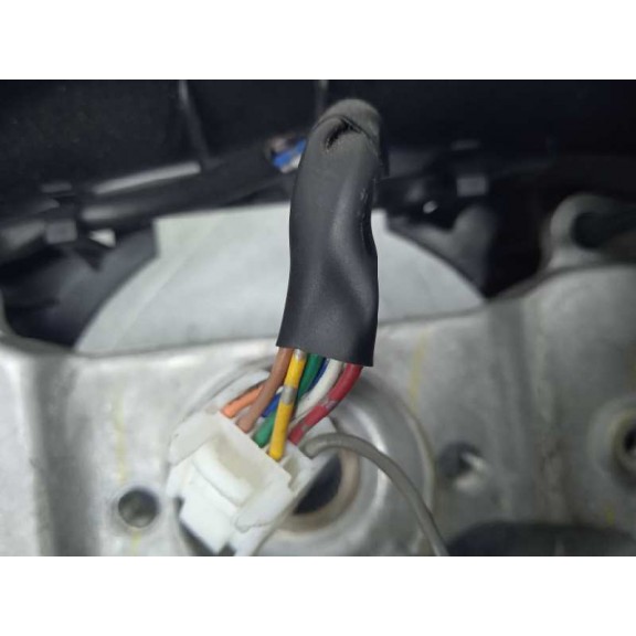 Recambio de volante para subaru legacy lim. b14 limited referencia OEM IAM GS13111560  CON MANDOS