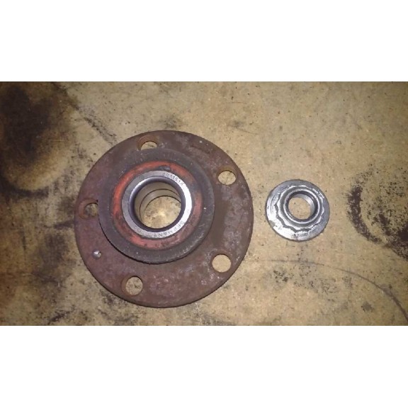 Recambio de buje para seat ibiza (6j5) 1.9 tdi referencia OEM IAM  TRASERO 