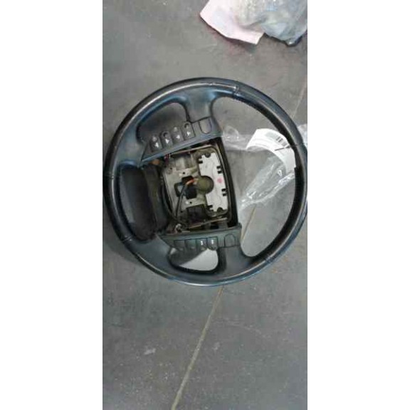 Recambio de volante para ssangyong rodius xdi premium referencia OEM IAM 4610121504 CON MANDOS 4 RADIOS