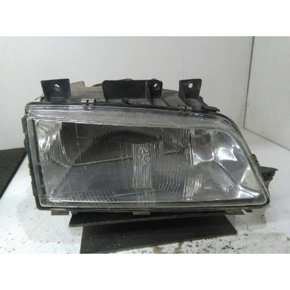 Recambio de faro derecho para peugeot 405 berlina embassy d referencia OEM IAM   