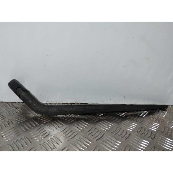 Recambio de brazo limpia trasero para toyota auris 1.4 16v cat referencia OEM IAM   