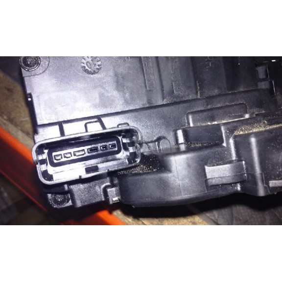 Recambio de cerradura puerta trasera derecha para nissan qashqai (j10) acenta referencia OEM IAM   