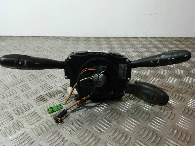 Recambio de mando multifuncion para peugeot 207 confort referencia OEM IAM 96630732XT  