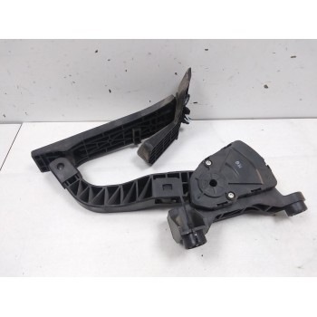 Recambio de potenciometro pedal para hyundai i40 cw gl comfort referencia OEM IAM 327273R300  