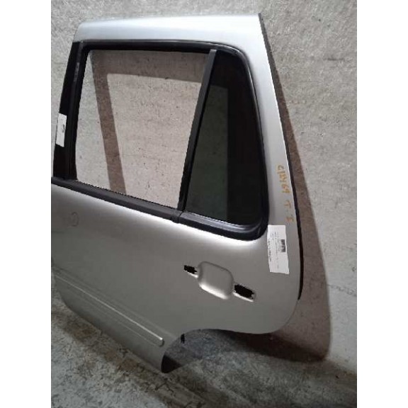 Recambio de puerta trasera izquierda para mercedes-benz clase m (w163) 400 cdi (163.128) referencia OEM IAM A1637301505 SIN ACCE
