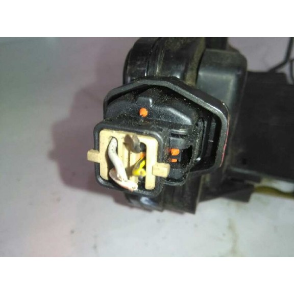 Recambio de cerradura puerta delantera izquierda para hyundai trajet (fo) 2.0 crdi cat referencia OEM IAM   4 PINS