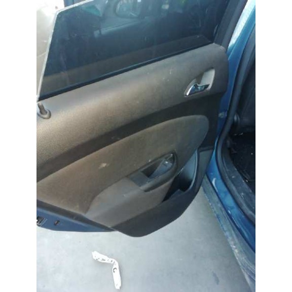 Recambio de guarnecido puerta trasera izquierda para opel astra j lim. selective referencia OEM IAM 13258681  