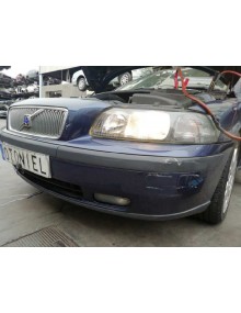 Recambio de paragolpes delantero para volvo v70 familiar 2.4 t / 2.5 t referencia OEM IAM  ROZADO 