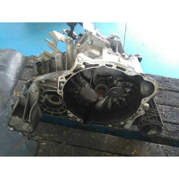 Recambio de caja cambios para chevrolet cruze ls+ referencia OEM IAM 96420073 111.602KM ENTREGA CASCO