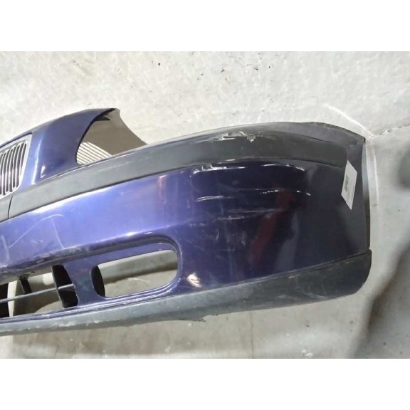 Recambio de paragolpes delantero para volvo v70 familiar 2.4 t / 2.5 t referencia OEM IAM  ROZADO 