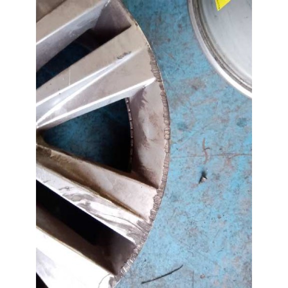 Recambio de juego llantas para seat leon st (5f8) x-perience 4drive referencia OEM IAM 5F0601025M X4 17