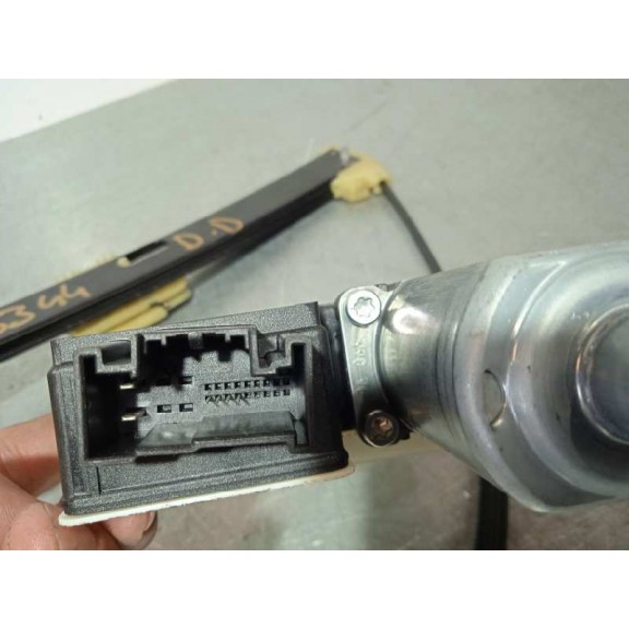 Recambio de elevalunas delantero derecho para seat arona reference referencia OEM IAM 0130822064 6 PINES 2Q1959882