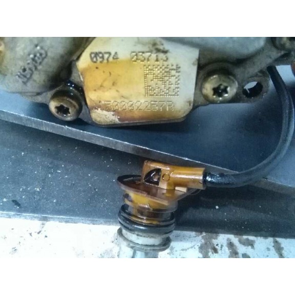 Recambio de bomba aceite para renault megane iii berlina 5 p 1.2 16v referencia OEM IAM 150002257R  