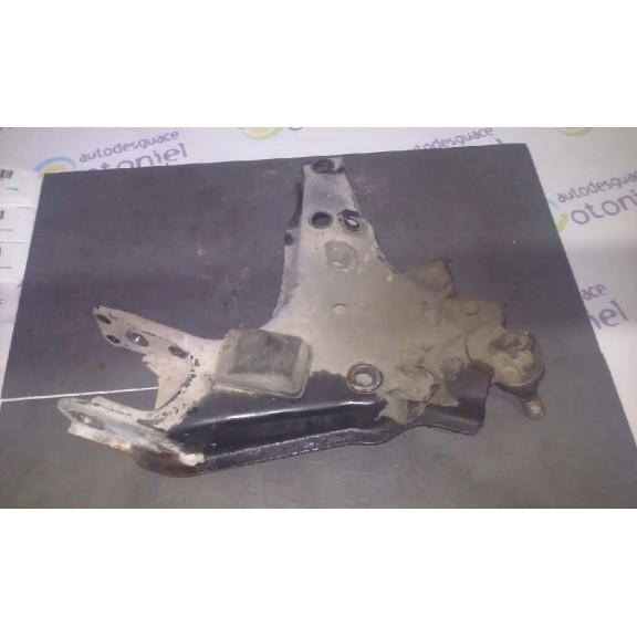 Recambio de brazo suspension inferior delantero izquierdo para nissan terrano/terrano.ii (r20) 2.7 turbodiesel referencia OEM IA