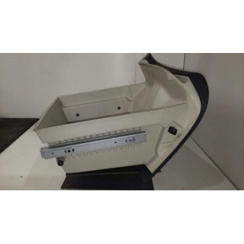 Recambio de guantera para renault captur luxe referencia OEM IAM 13440 VISTEON 