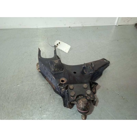 Recambio de brazo suspension inferior delantero izquierdo para nissan terrano/terrano.ii (r20) 2.7 turbodiesel referencia OEM IA