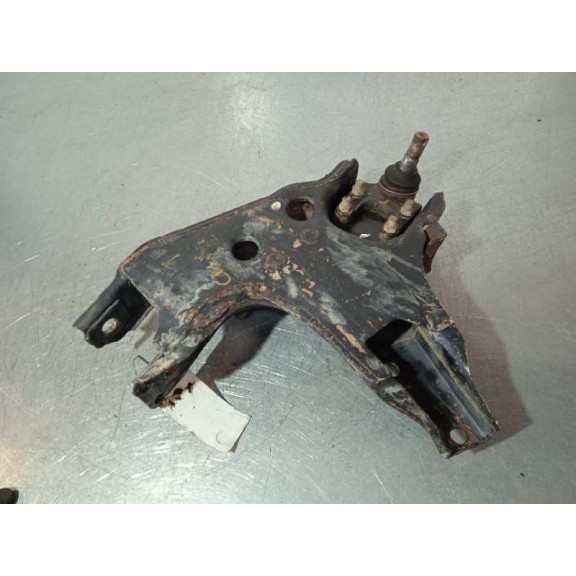 Recambio de brazo suspension inferior delantero izquierdo para nissan terrano/terrano.ii (r20) 2.7 turbodiesel referencia OEM IA