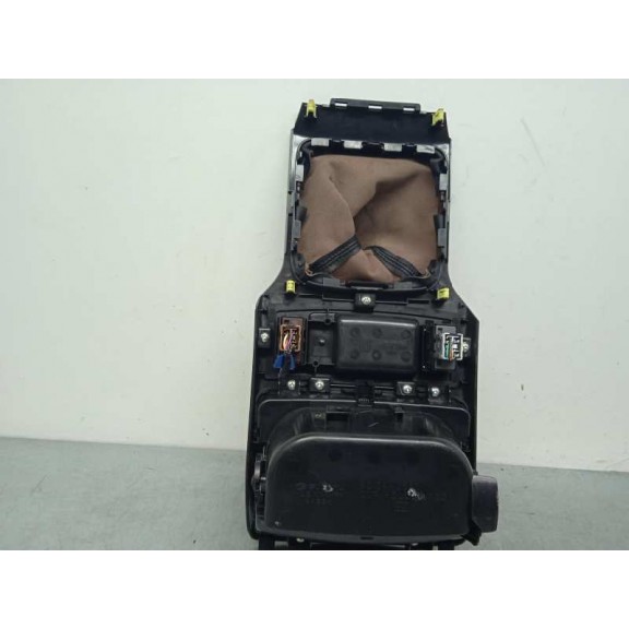Recambio de consola central para subaru legacy lim. b14 limited referencia OEM IAM 92134AJ000  